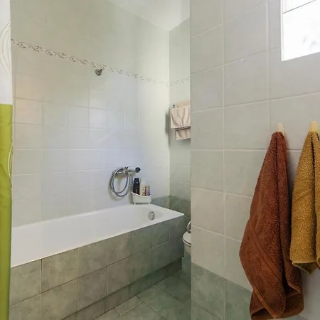 Jasmine Of Poseidonia