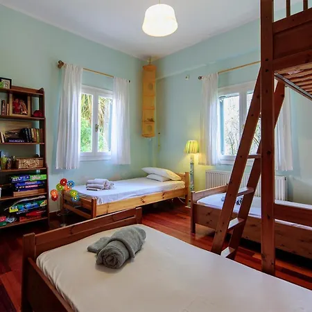 Jasmine Of Poseidonia * Posidhonía