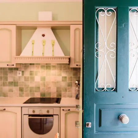 Jasmine Of Poseidonia * Posidhonía