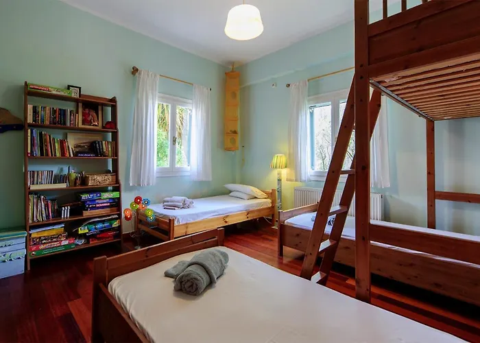 Jasmine Of Poseidonia * Posidhonía